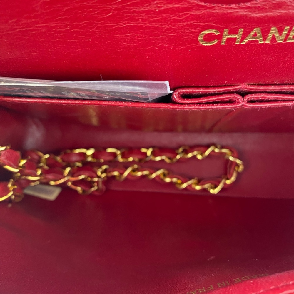Chanel Classic Flap in Red Lambskin Series 1 Vintage 24k gold plated hardware - Picture 5 of 12